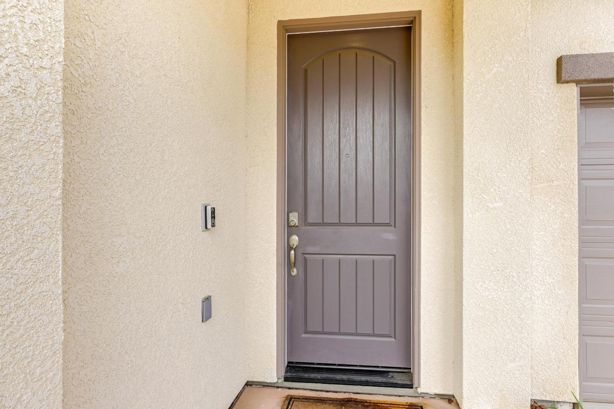 Pet-Friendly Clovis Home - Near Mall And Waterpark! エクステリア 写真